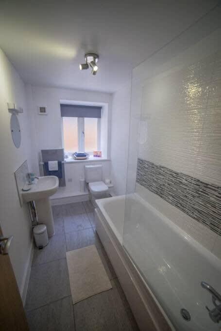Champion Court Two Bedroom Flat بريستول المظهر الخارجي الصورة